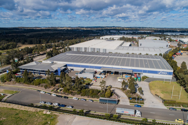 Asics warehouse shop sale eastern creek