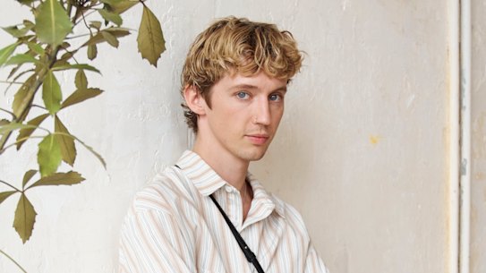 The only other woman there was Anna Wintour. She met Mum and they talked about the importance of being punctual.