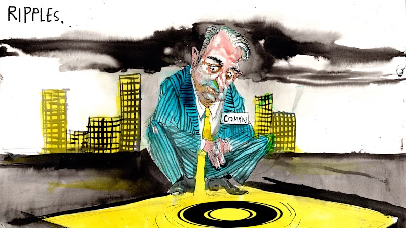 Heat on APRA from CBA attack on MacBank