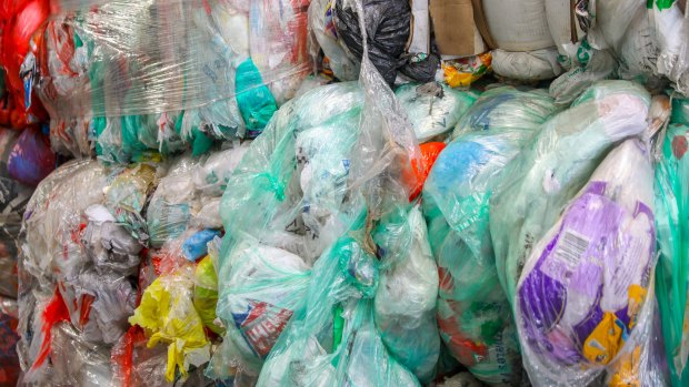 Coles and Woolworths offer to take responsibility for massive REDcycle plastic stockpile