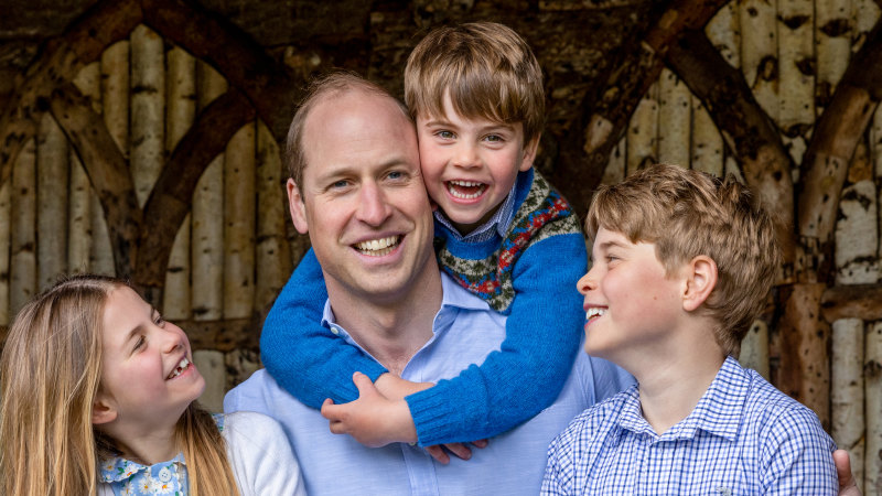 Prince William releases new family photo, says he wants to help end homelessness