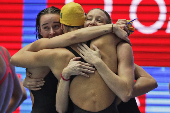 Australia's women's 4x200m freestyle relay team celebrate after wining the final at the World Swimming Championships.