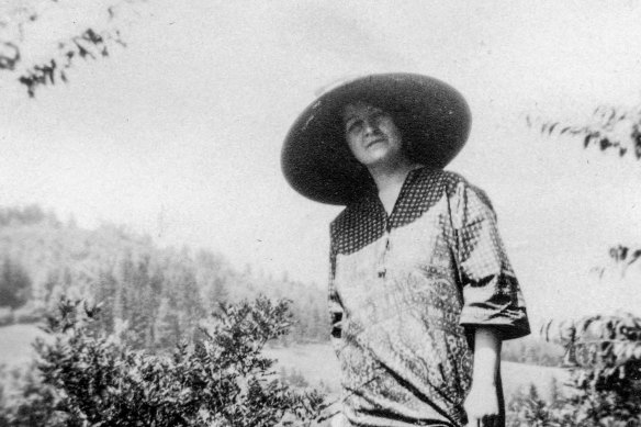 Alma Mahler pictured during World War I, only a few years after Gustav Mahler died.