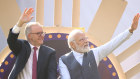 Anthony Albanese and Narendra Modi do a lap of honour in Ahmedabad.