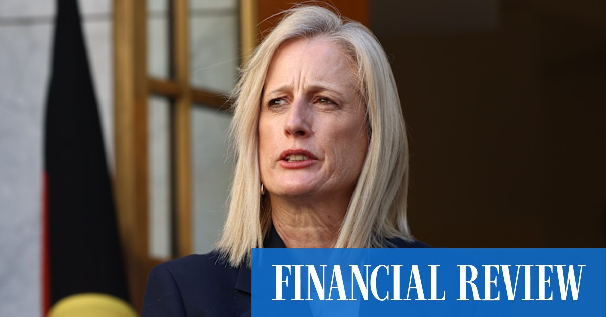 'Patronage, nepotism': Labor releases damning jobs-for-mates report