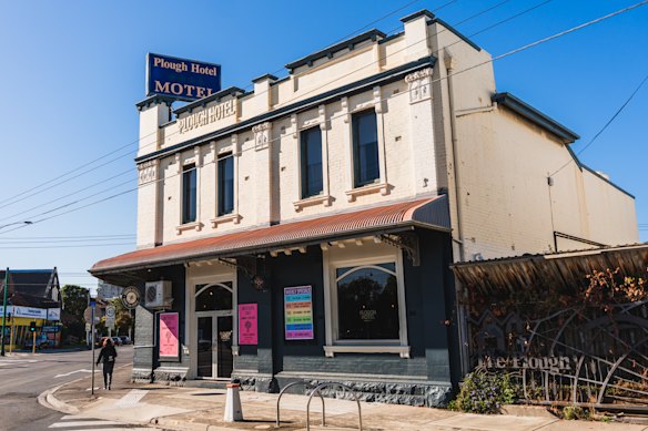 Outside the Footscray pub.