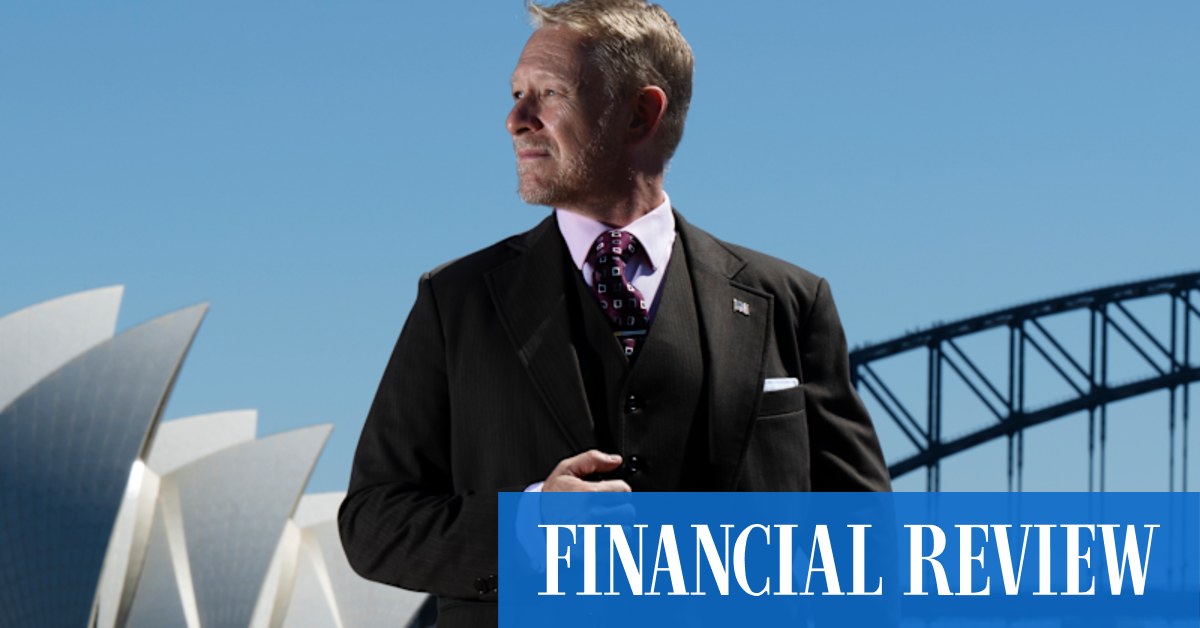 Ex-CBA banker Michael Honeyman didn't sing for a decade, now he's an opera star playing Sharpless in Madama Butterfly, presented by Handa Opera On Sydney Harbour - Vimarsana News
