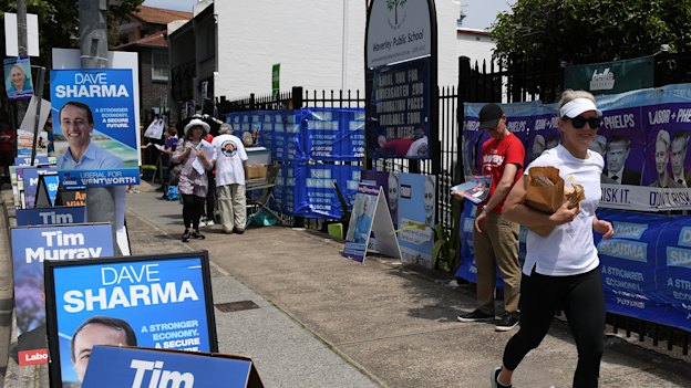 Residents in the federal electorate of Wentworth vote in a by-election after former PM Malcolm Turnbull quit the seat.