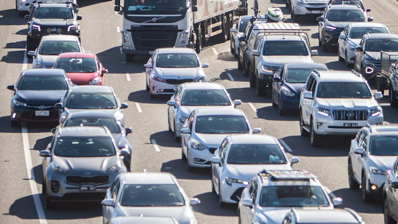 Motorists face growing delays due to West Gate Bridge works