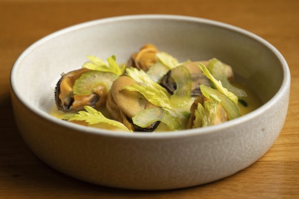 Cooked in white wine, the mussels are stuffed with an airy roux flavoured with paprika.