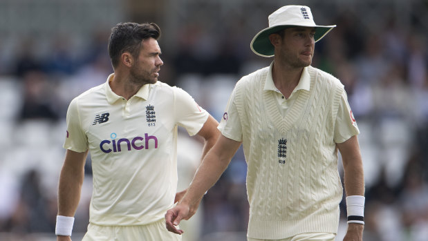 Jimmy Anderson and Stuart Broad are still top bowlers, but could struggle to play out the series.