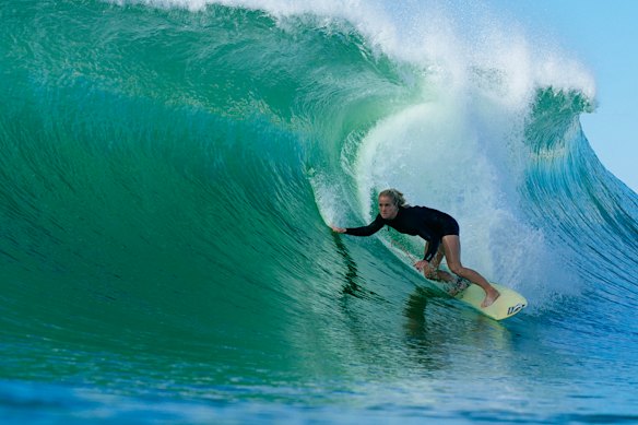 Former WCT surfer Sophie McCulloch has signed on with the Surfing Super League.