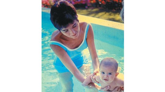 The author as a baby with her mother 
in 1968.