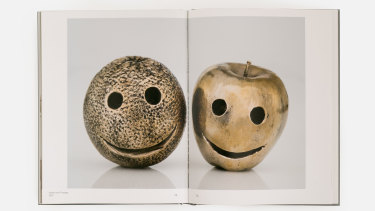 "Apples and Oranges, 2007" by Australian sculptor Nell, who was influenced by Bruna.