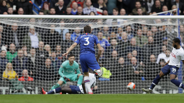 Alonso scores his team's second goal against Spurs.