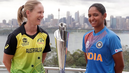 Opposing skippers: Australia's Meg Lanning and India's Harmanpreet Kaur.