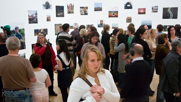 Large crowds in the NGV in 2007.