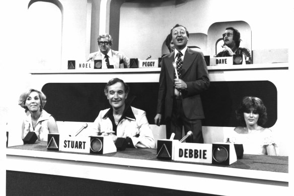 Graham Kennedy hosts Blankety Blanks in 1977.