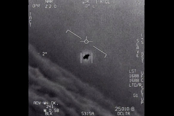 The current UFO-mania centres on a series of sightings made by US Navy pilots in 2004, 2014, and 2015.