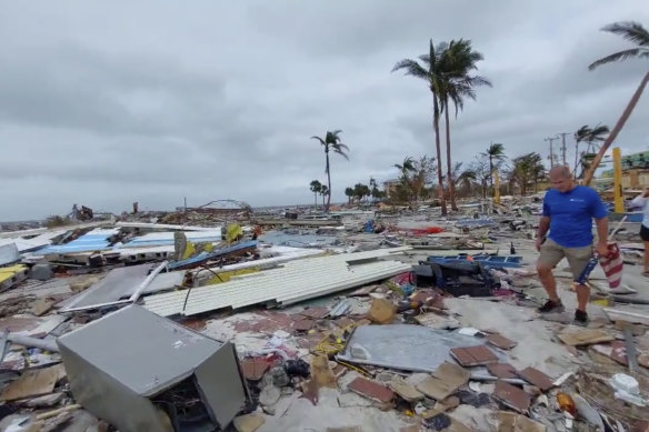 Florida'daki Fort Myers Plajı, Ian Kasırgası'ndan en çok etkilenen bölgelerden biriydi.