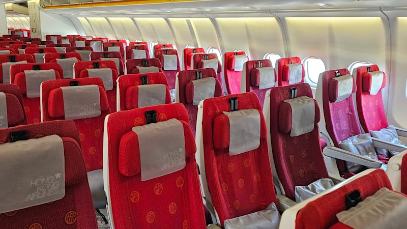 Airline offers lounge access in economy class for eligible passengers