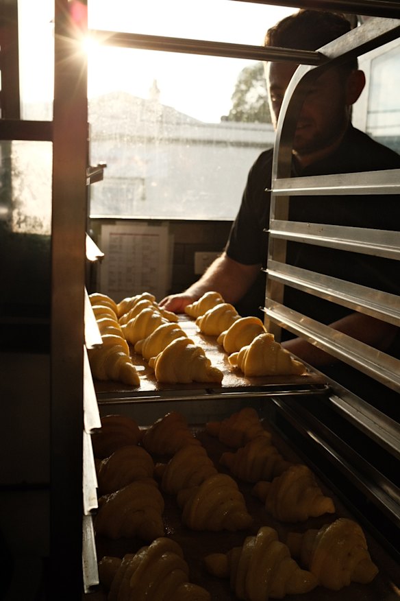 Buerre Noisette, Milton.