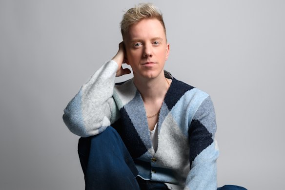 British comedian James Barr thought his career was over after he left his abusive partner. Since then, he’s made a triumphant return to the stage.