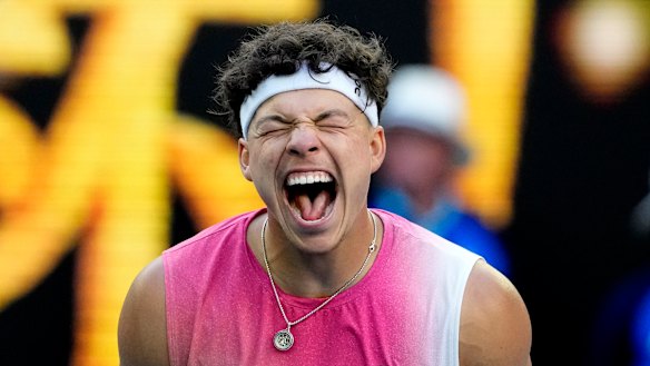 Ben Shelton questioned the respect shown to him and other players by the media at the tournament.