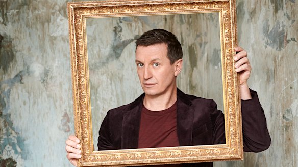 Comedian Rove McManus will host the life-drawing class, Life Drawing Live.