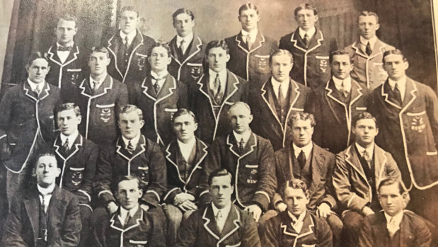 The 1913 Australian rugby team lost six players in battle. Third row: Harold George (far left), Fred Thompson (second left), Clarence ‘Dos’ Wallach (fourth left), Bryan Hughes (far right)
In second row: William ‘Twit’ Tasker (far right). Absent: Herbert Jones. 