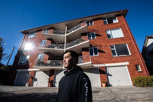 Edmond Yan owns an apartment in a 1960s block in Sydney, which had solar panels installed last October.