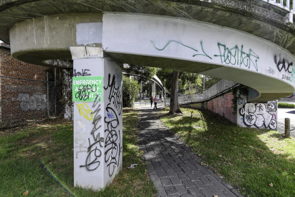 The Hoddle Street footbridge ramp is underutilised, Yarra says.