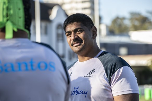 Will Skelton training at Manly Oval with the Wallabies.