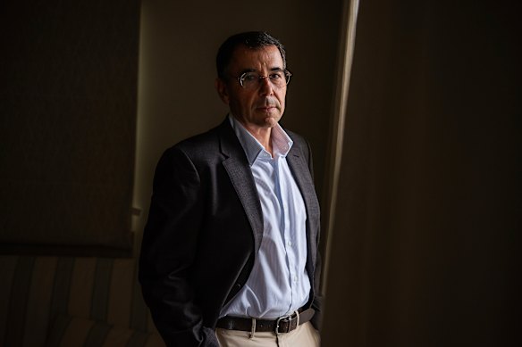 Dr Julian Parmegiani designed a scale that rates psychological injury in people making workers compensation claims.