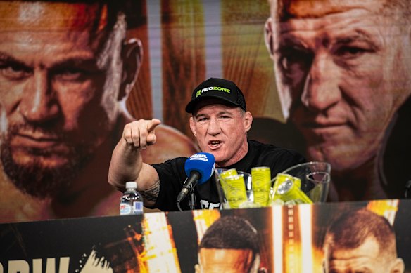 Paul Gallen offers some forthright advice to Sonny Bill Williams at Monday’s press conference.