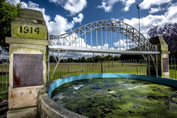 A war memorial at Callan Park, designed by Indigenous World War One veteran Douglas Grant, features a replica of the Sydney Harbour Bridge.