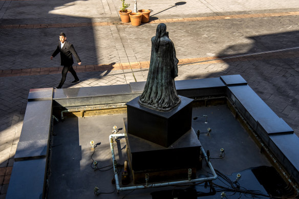 The fountain at the centre of the piazza, a monument to Italian writer Dante, has now fallen into disrepair.