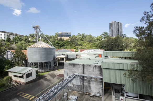 Vacant industrial estate in Lane Cove North. The government has been urged to update its policy to better utilise unloved sites like this.