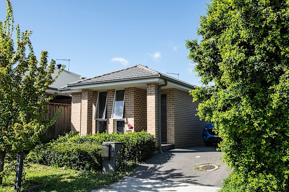 Cailey Thurlow’s home was built in 2017, but it was not designed for the heat, and does not contain air-conditioning or ceiling fans.