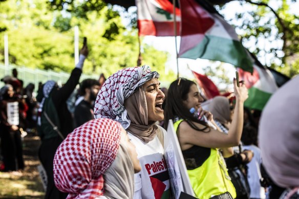 Palestine Action Group Sydney march from Hyde Park North (near the Archibald Fountain) to Belmore Park on Sunday.