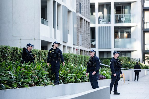Police believe some residents of the high-density unit complex must have seen or heard something. 