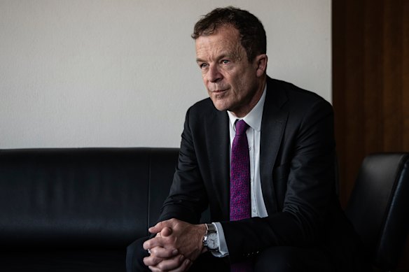 Liberal leader Mark Speakman has told his MPs to focus on their jobs and stop background briefings against his leadership.