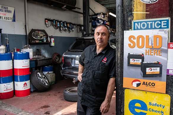 Alex Osipovich has a mechanical workshop at BP Clovelly and also owns an independent service station, Bobbinhead Petrol Station.