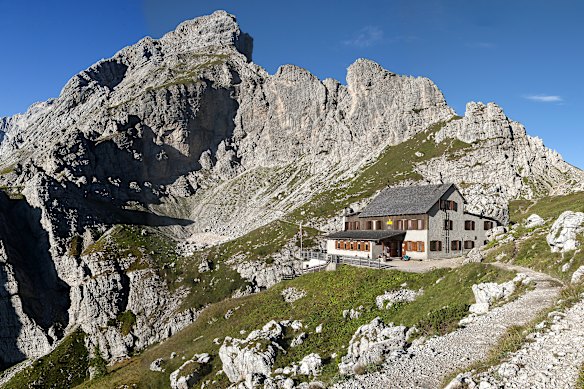 A hikers’ refuge – Rifugio Coldai.