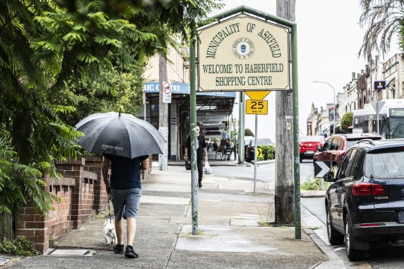 Haberfield was conceived as “slum-less, lane-less” and “pub-less”.