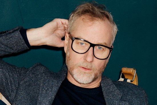 Matt Berninger plays Vivid.