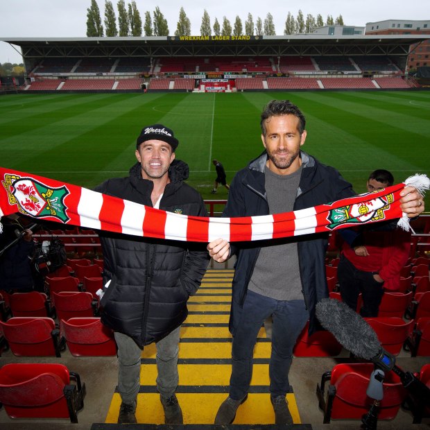 Rob McElhenney (left) and Ryan Reynolds, who bought the Wrexham soccer team for $3.4 million in 2020.