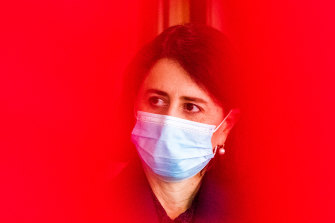Gladys Berejiklian łagodzi pewne ograniczenia dotyczące szczepień, mimo że nie kończy blokady.