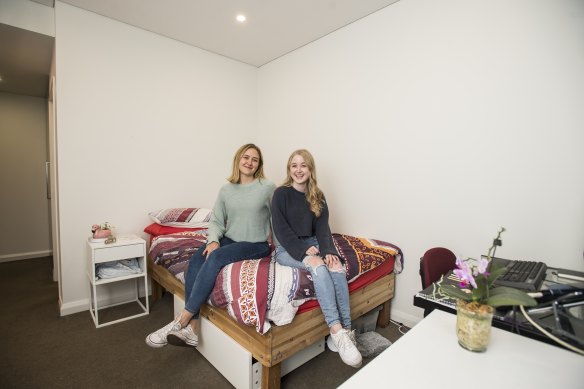 Nicole and Ashley Reed have moved into their own flat.
