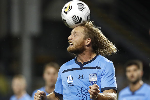 Rhyan Grant is still keen on a move overseas before he retires ... but will have to do so without his trademark mullet.